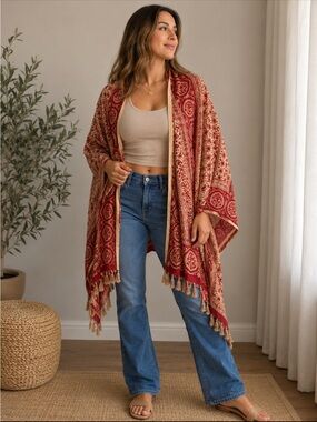Lucky Brand Red and Cream Patterned Woven Shawl with Fringe